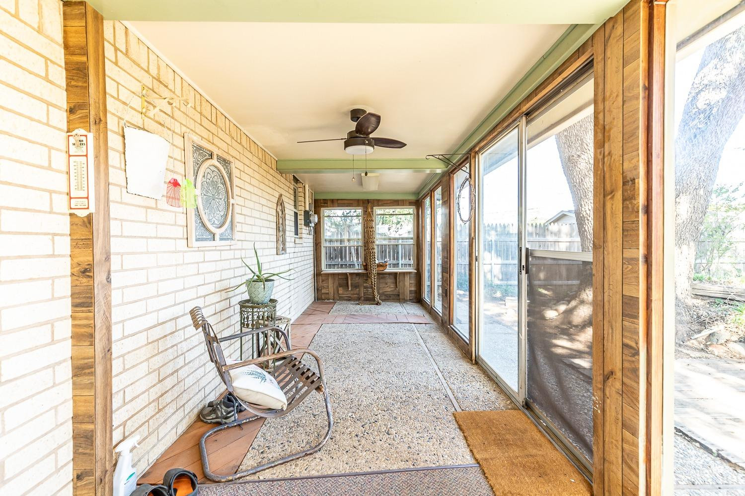 4602 63rd Street Lubbock, TX 79414 - Photo 29 of 37 a very nice looking room with a large window