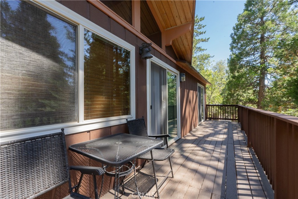 392 Pioneer Road Lake Arrowhead, CA 92352 - Photo 30 of 41