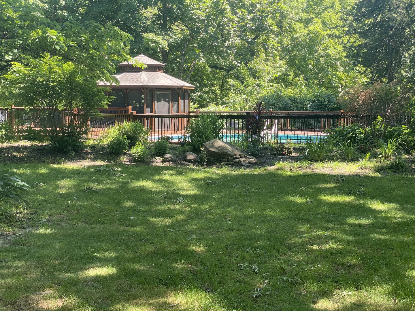2048 North 3650th Road Serena, IL 60549 - Photo 54 of 82 a view of a garden
