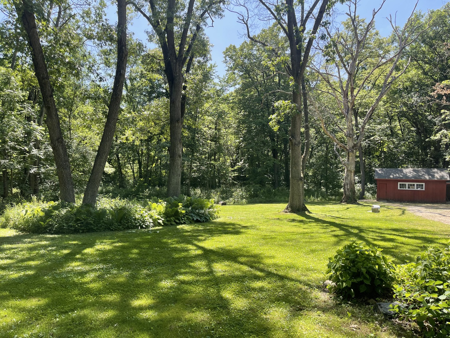 2048 North 3650th Road Serena, IL 60549 - Photo 62 of 82 a view of a swimming pool with a yard