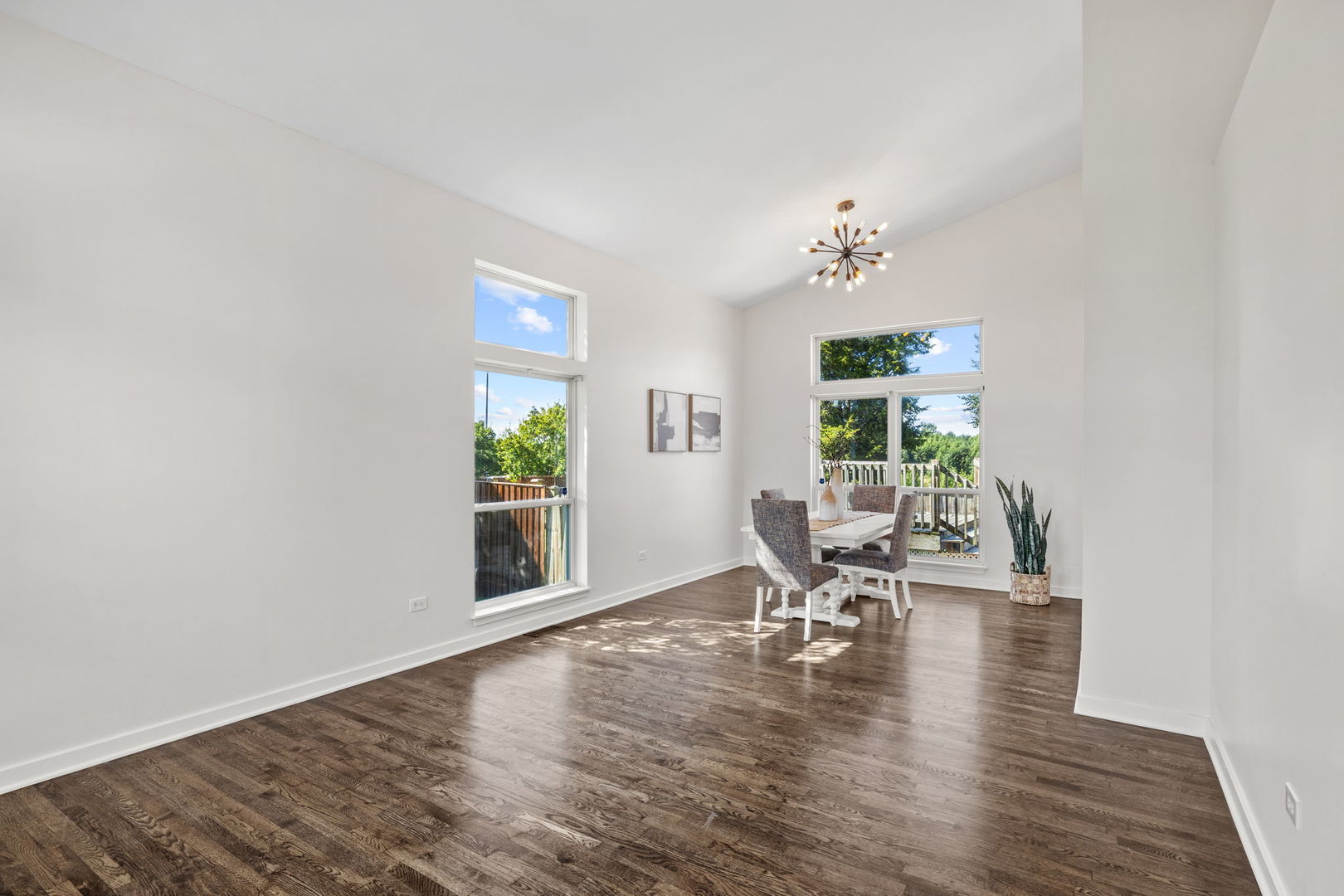 147 Willow Bend Bolingbrook, IL 60490 - Photo 4 of 22 a living room with furniture and a wooden floor