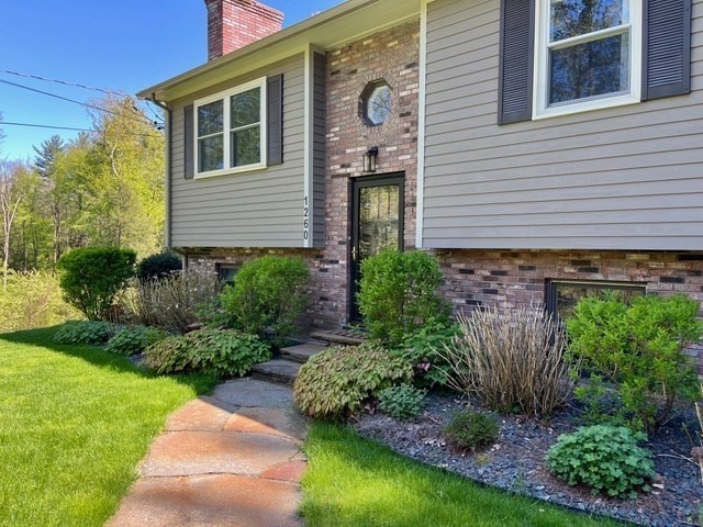 1260 Westhampton Road Northampton, MA 01062 - Photo 4 of 42