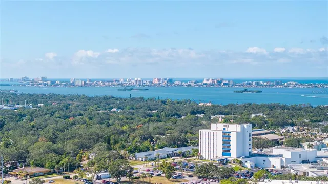 $146,000 | 300 Clyde Lane, Unit 106, Dunedin, FL 34698