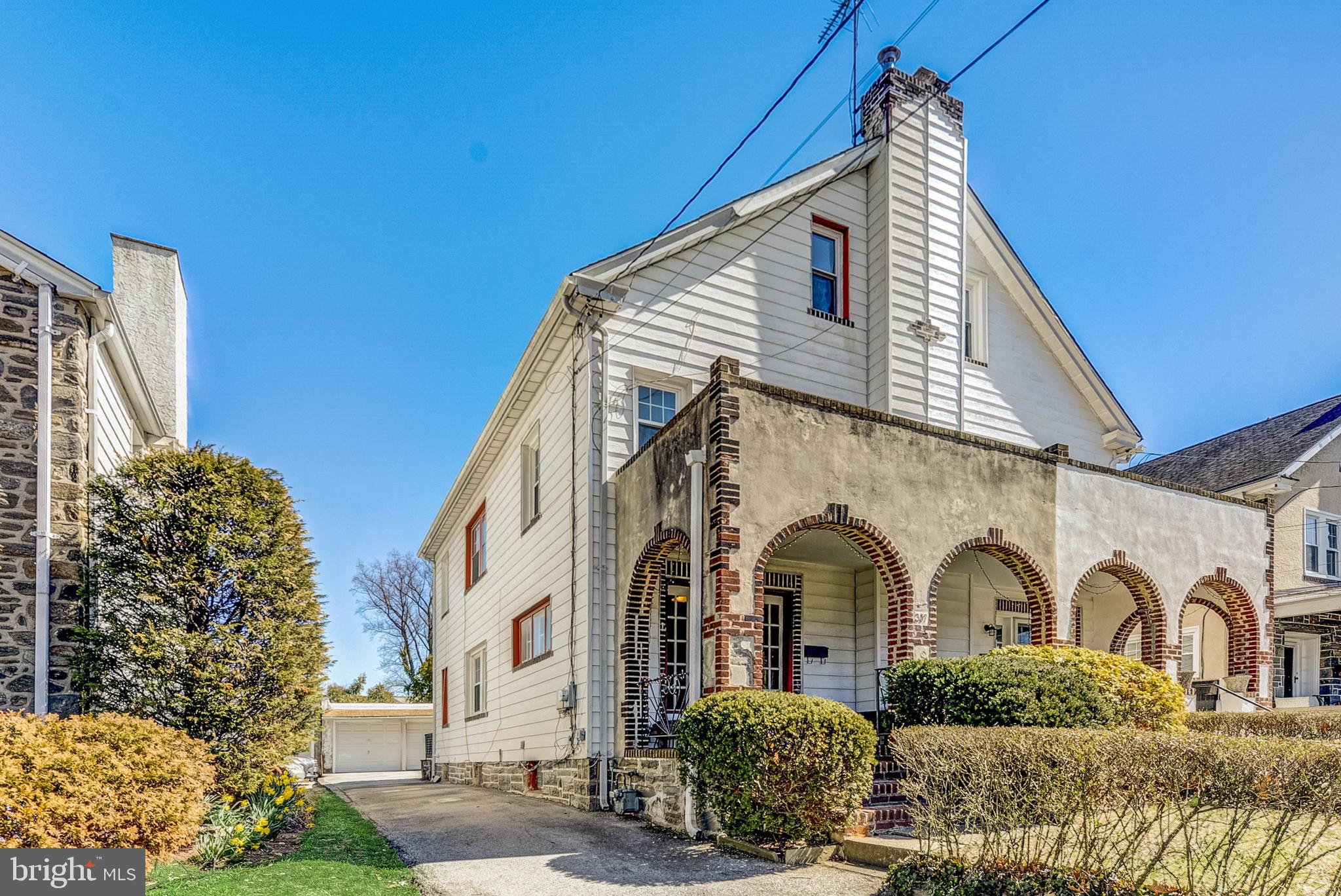 357 East County Line Road Ardmore, PA 19003 - Photo 3 of 27 Great Twin home in convenient location