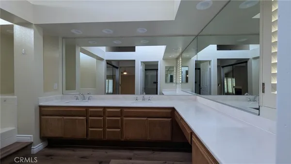 $1,820,000 | 18 Harrisburg, Irvine, CA 92620