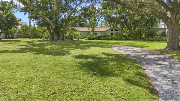 $699,000 | 1334 Plumosa Drive, Fort Myers, FL 33901