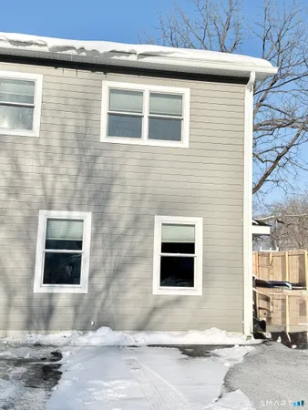 $1,875 | 29 East Main Street, Unit B3, North Canaan, CT 06018