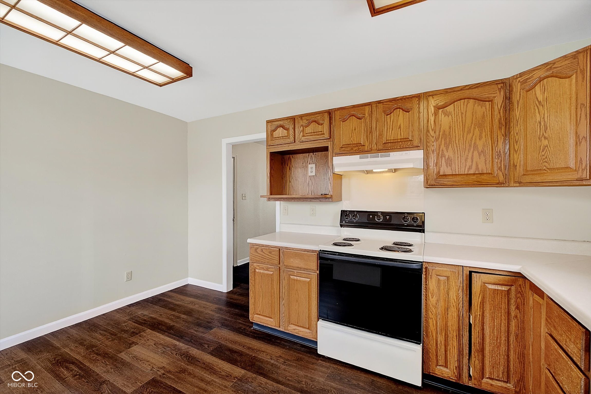 421 Fletcher Lane Beech Grove, IN 46107 - Photo 13 of 25