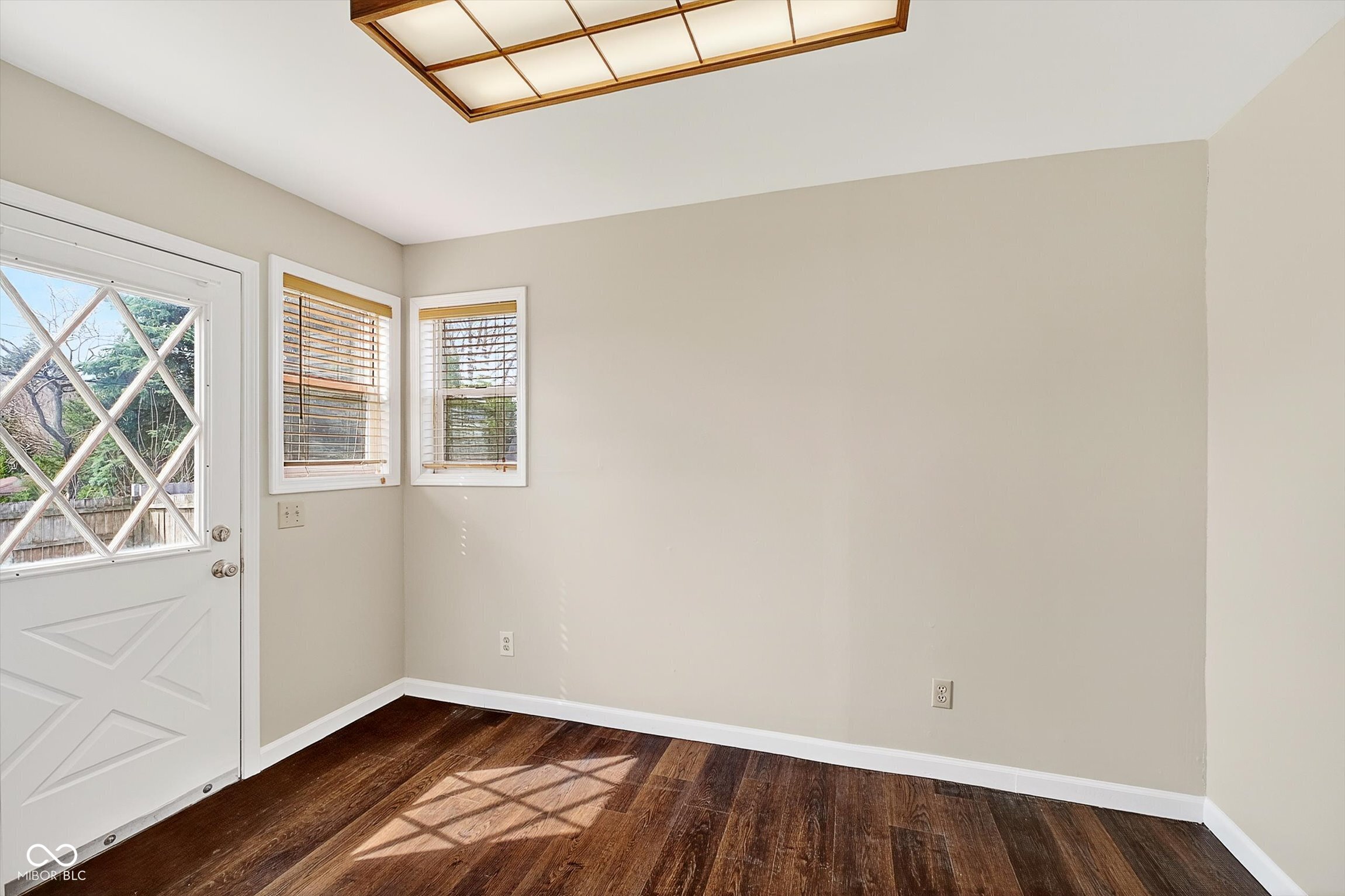 421 Fletcher Lane Beech Grove, IN 46107 - Photo 15 of 25