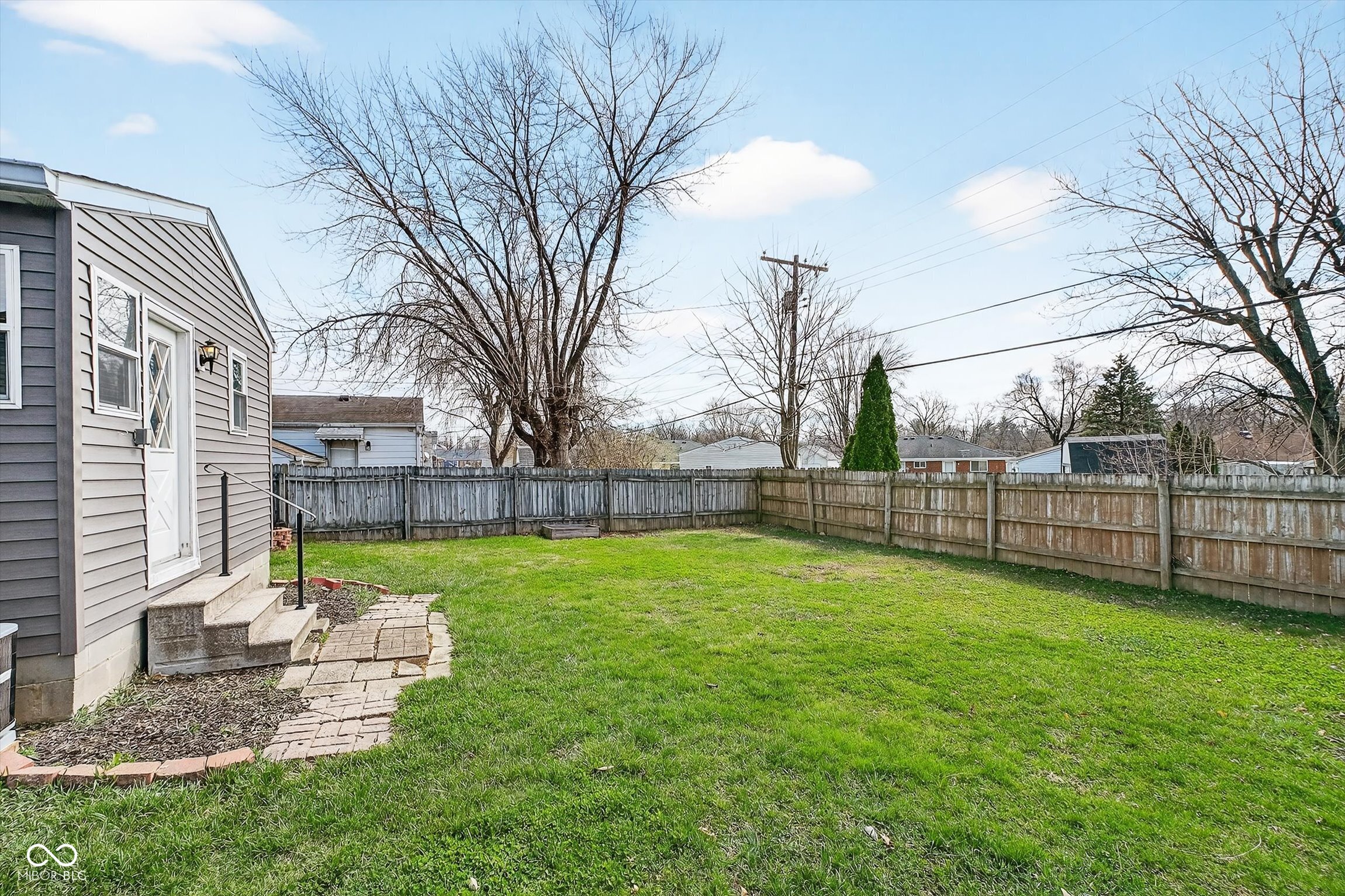 421 Fletcher Lane Beech Grove, IN 46107 - Photo 21 of 25