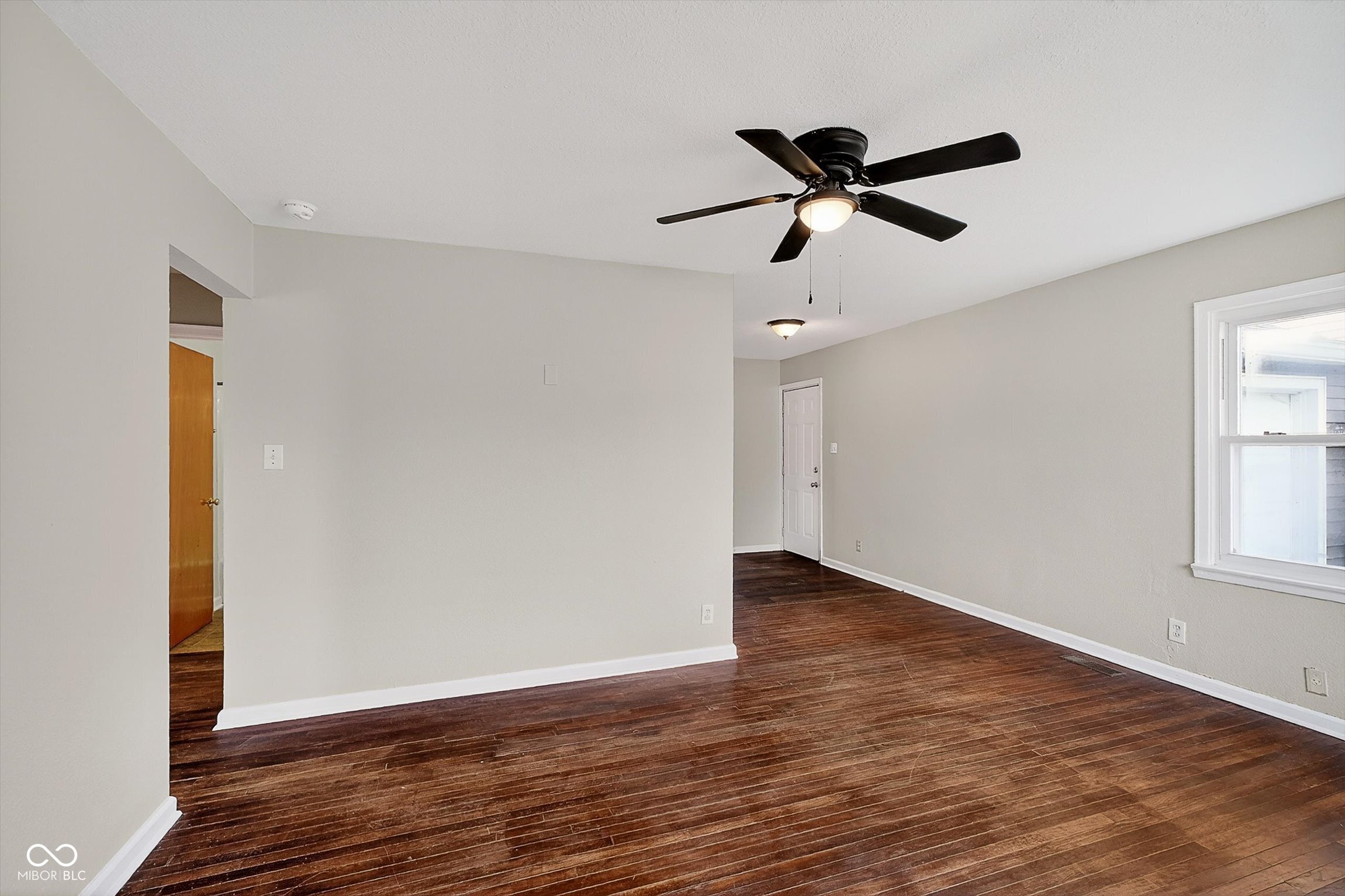 421 Fletcher Lane Beech Grove, IN 46107 - Photo 5 of 25