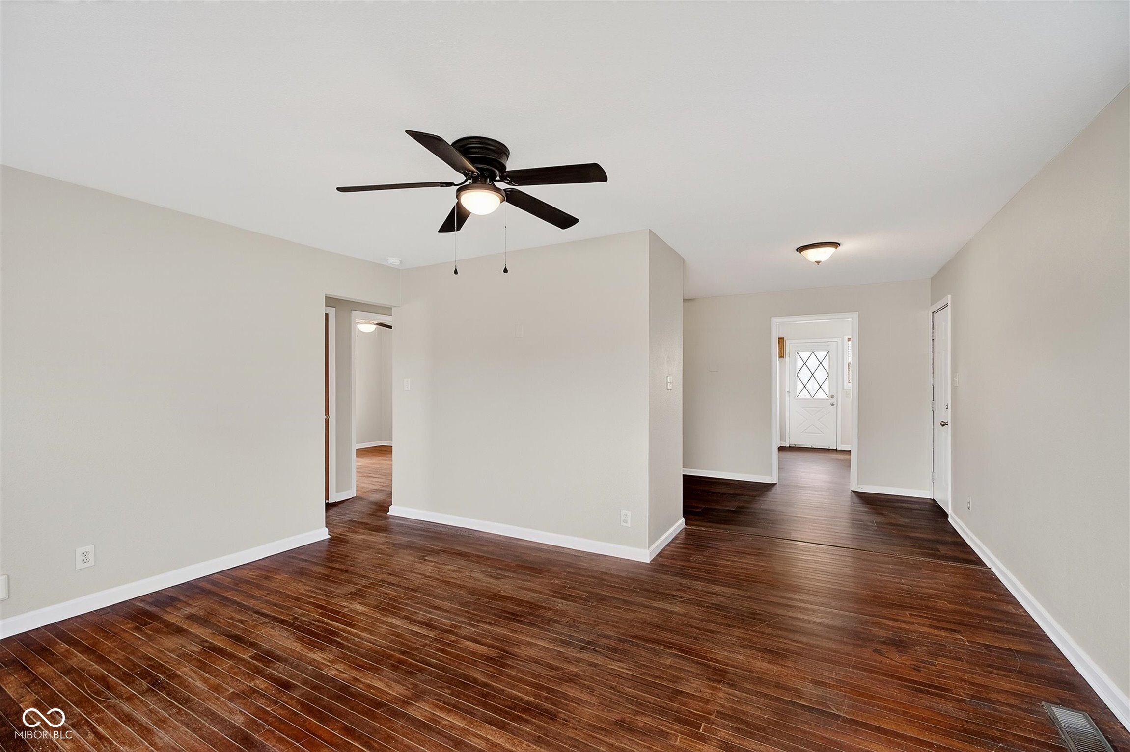 421 Fletcher Lane Beech Grove, IN 46107 - Photo 6 of 25