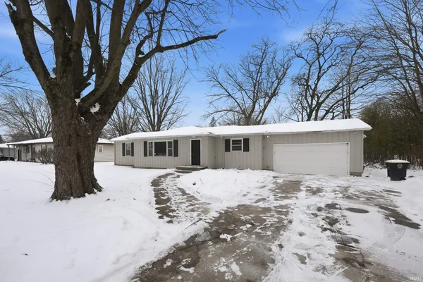 $264,000 | 4825 Wheatridge Road, Fort Wayne, IN 46835