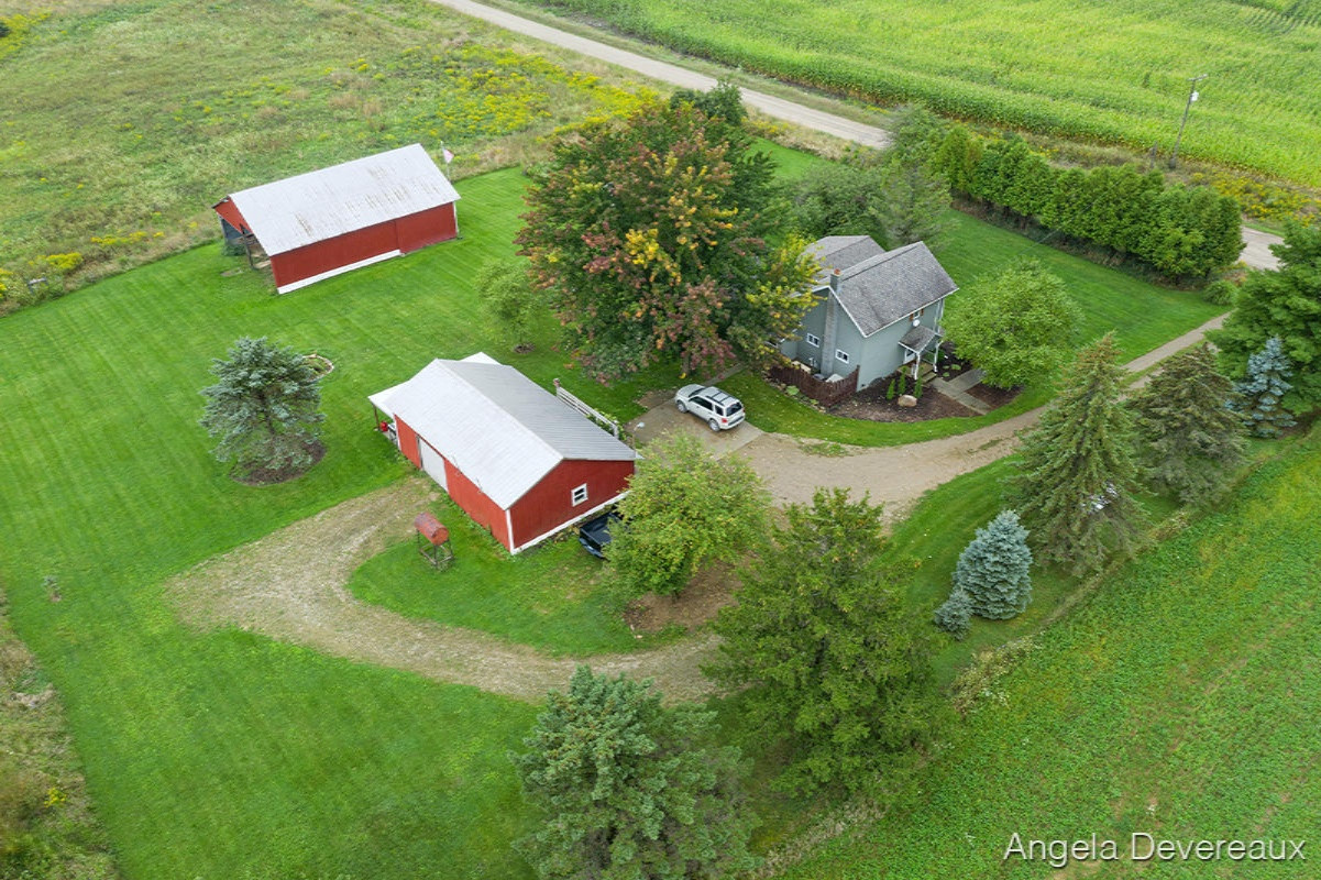 9879 South Alger Road Perrinton, MI 48871 - Photo 25 of 36 IMG_1002