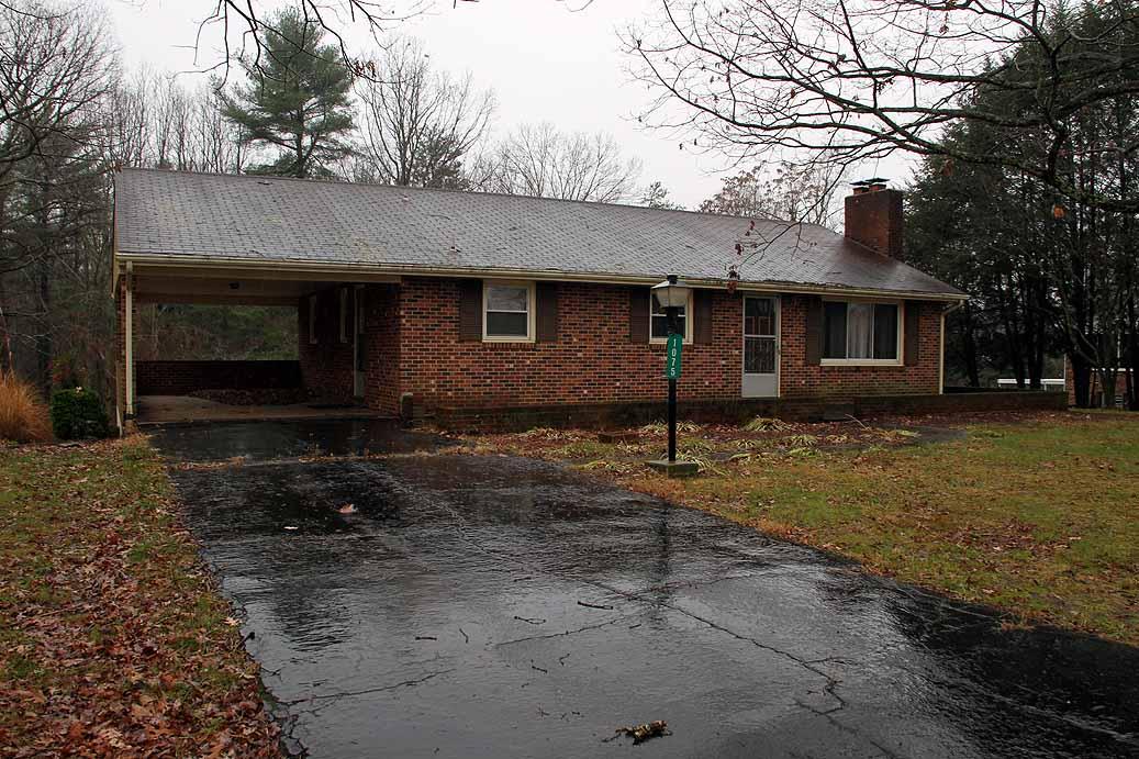 1075 Davis Mill Road Rocky Mount, VA 24151 - Photo 1 of 32 Front of Home