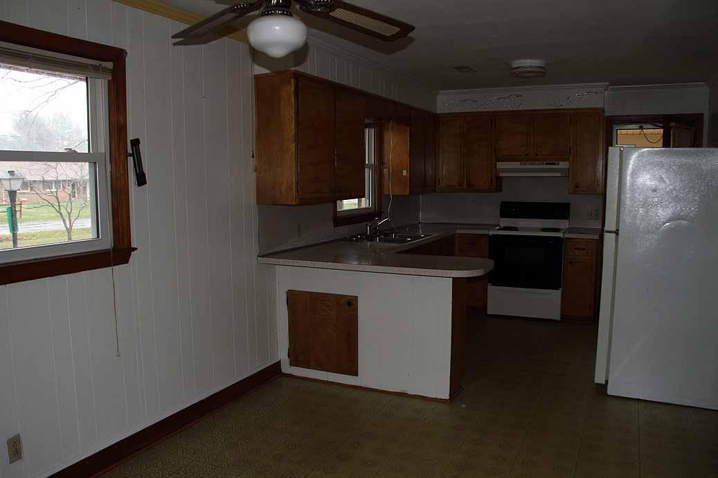 1075 Davis Mill Road Rocky Mount, VA 24151 - Photo 12 of 32 Bedford_va_real_estate_014