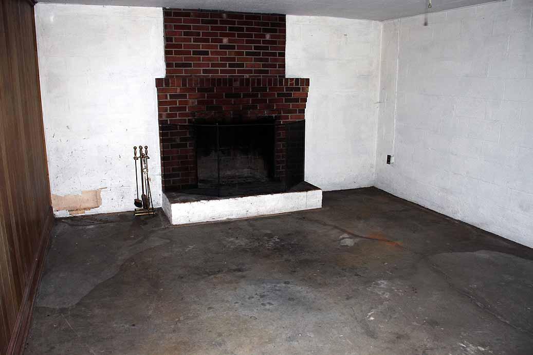1075 Davis Mill Road Rocky Mount, VA 24151 - Photo 19 of 32 Bedford_va_real_estate_023