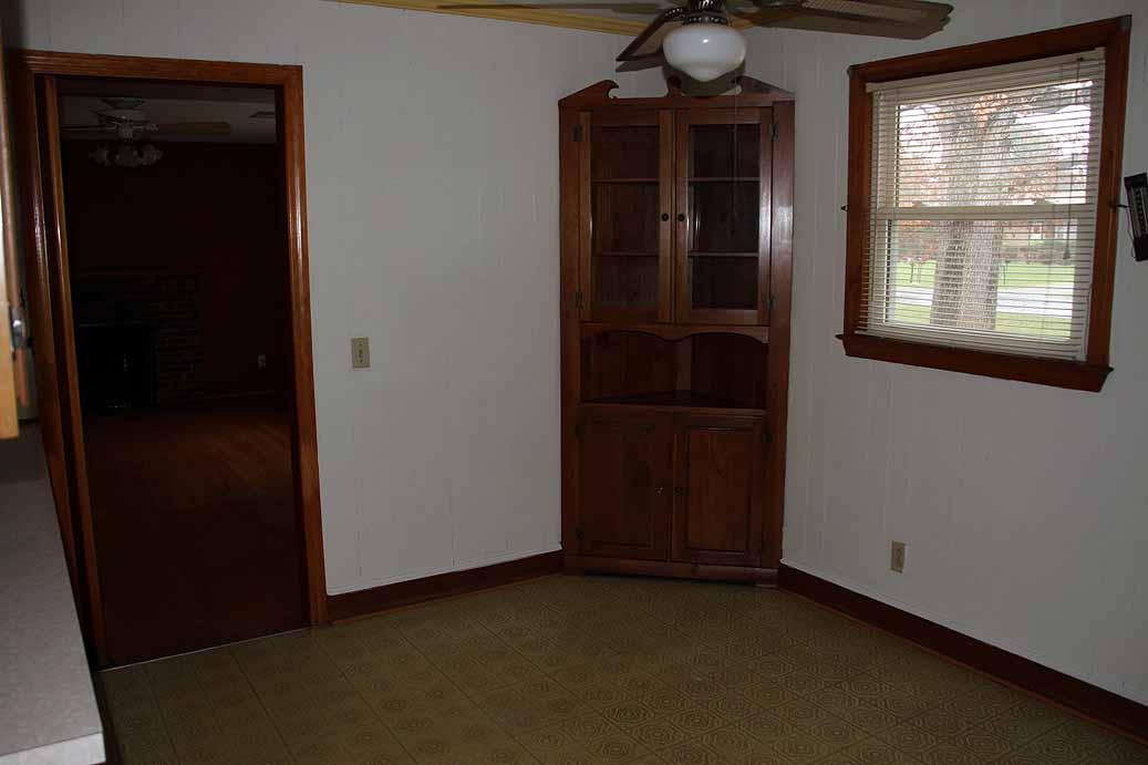 1075 Davis Mill Road Rocky Mount, VA 24151 - Photo 3 of 32 Bedford_va_real_estate_009