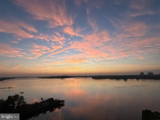 $574,000 | 901 North Penn Street, Unit F305, Philadelphia, PA 19123