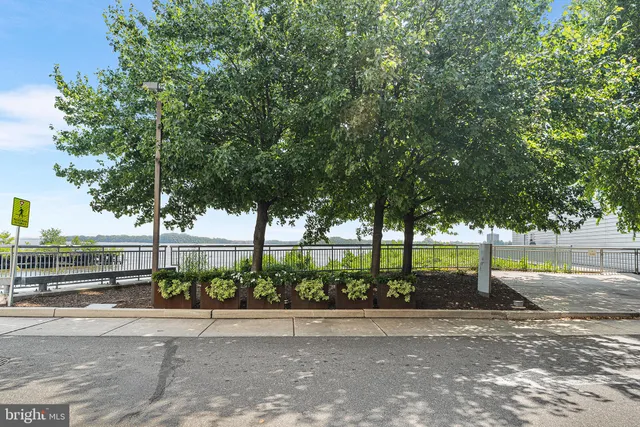 $574,000 | 901 North Penn Street, Unit F305, Philadelphia, PA 19123