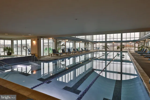 $574,000 | 901 North Penn Street, Unit F305, Philadelphia, PA 19123