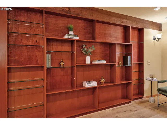 $990,000 | 3574 Spring Boulevard, Eugene, OR 97405