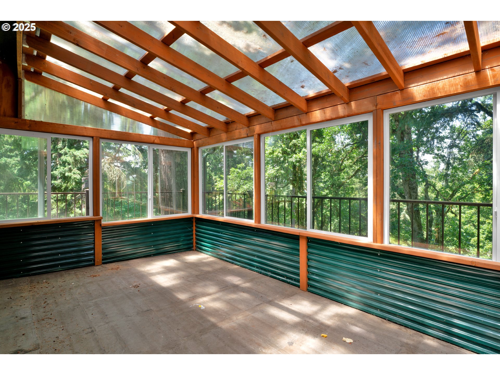 3574 Spring Boulevard Eugene, OR 97405 - Photo 36 of 46