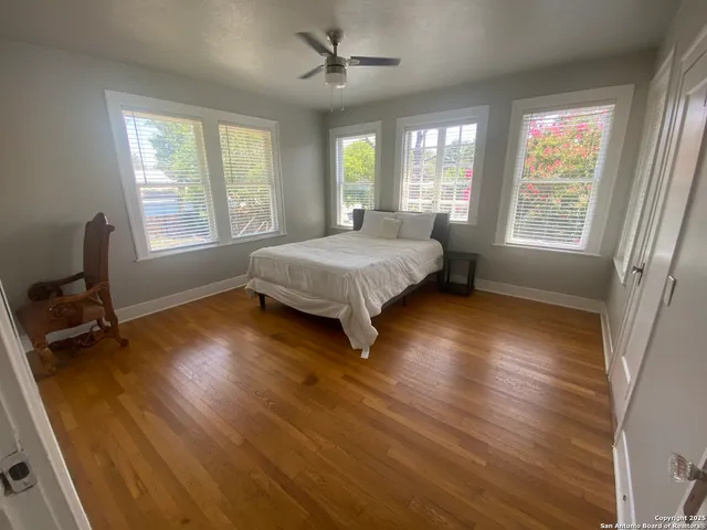 $1,799 | 1439 East Highland Boulevard, Unit UPSTAIRS, San Antonio, TX 78210