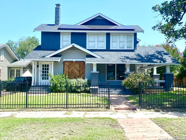 $1,799 | 1439 East Highland Boulevard, Unit UPSTAIRS, San Antonio, TX 78210