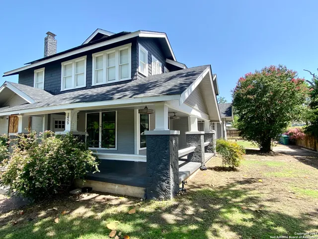 $1,799 | 1439 East Highland Boulevard, Unit UPSTAIRS, San Antonio, TX 78210