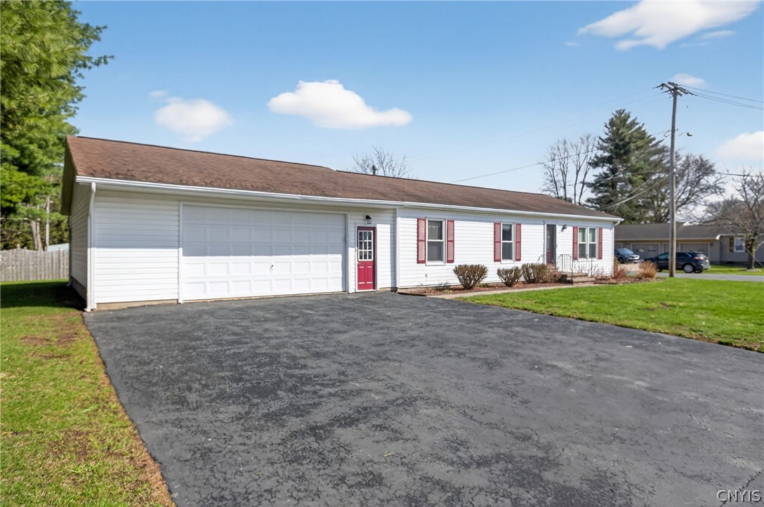 43 Whitcomb Road Fulton, NY 13069 - Photo 2 of 44 Front View