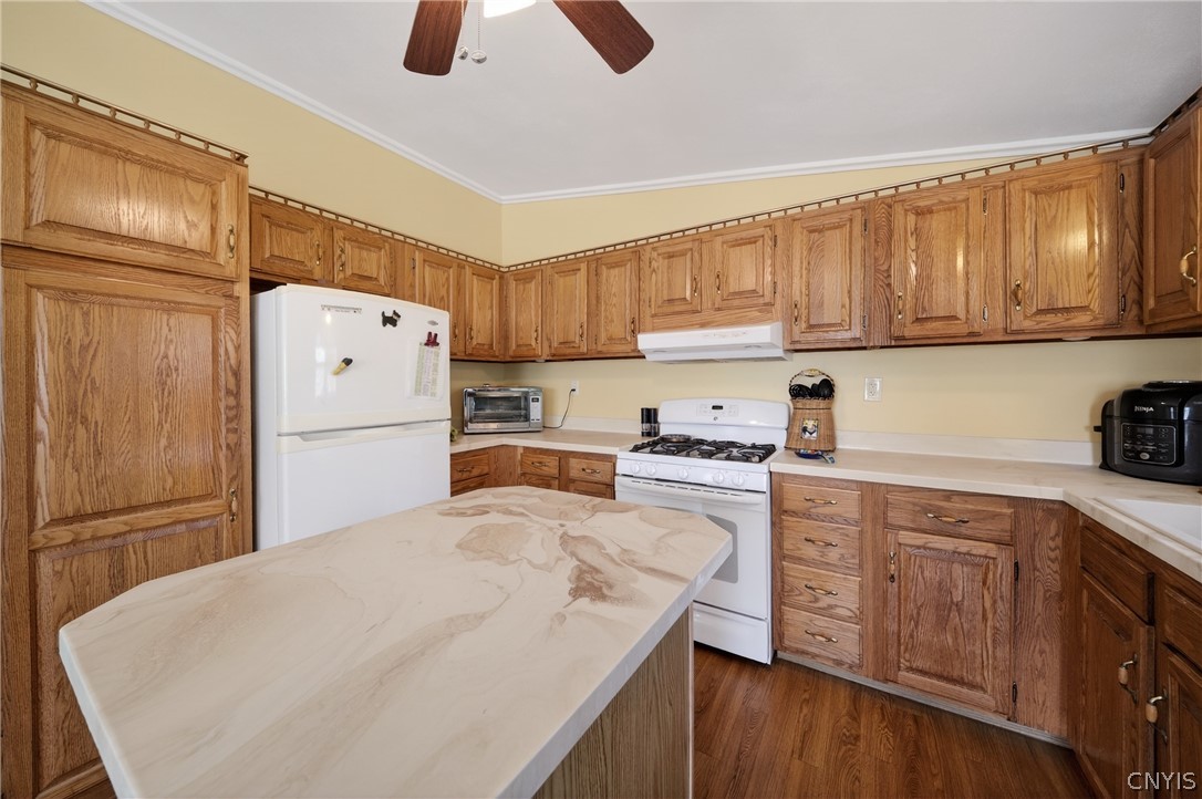 43 Whitcomb Road Fulton, NY 13069 - Photo 6 of 44 Kitchen