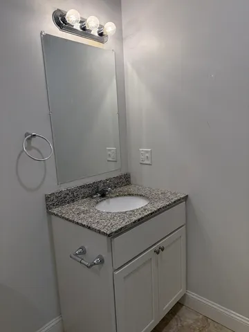 $2,350 | 27 Water Street, Unit 401, Wakefield, MA 01880