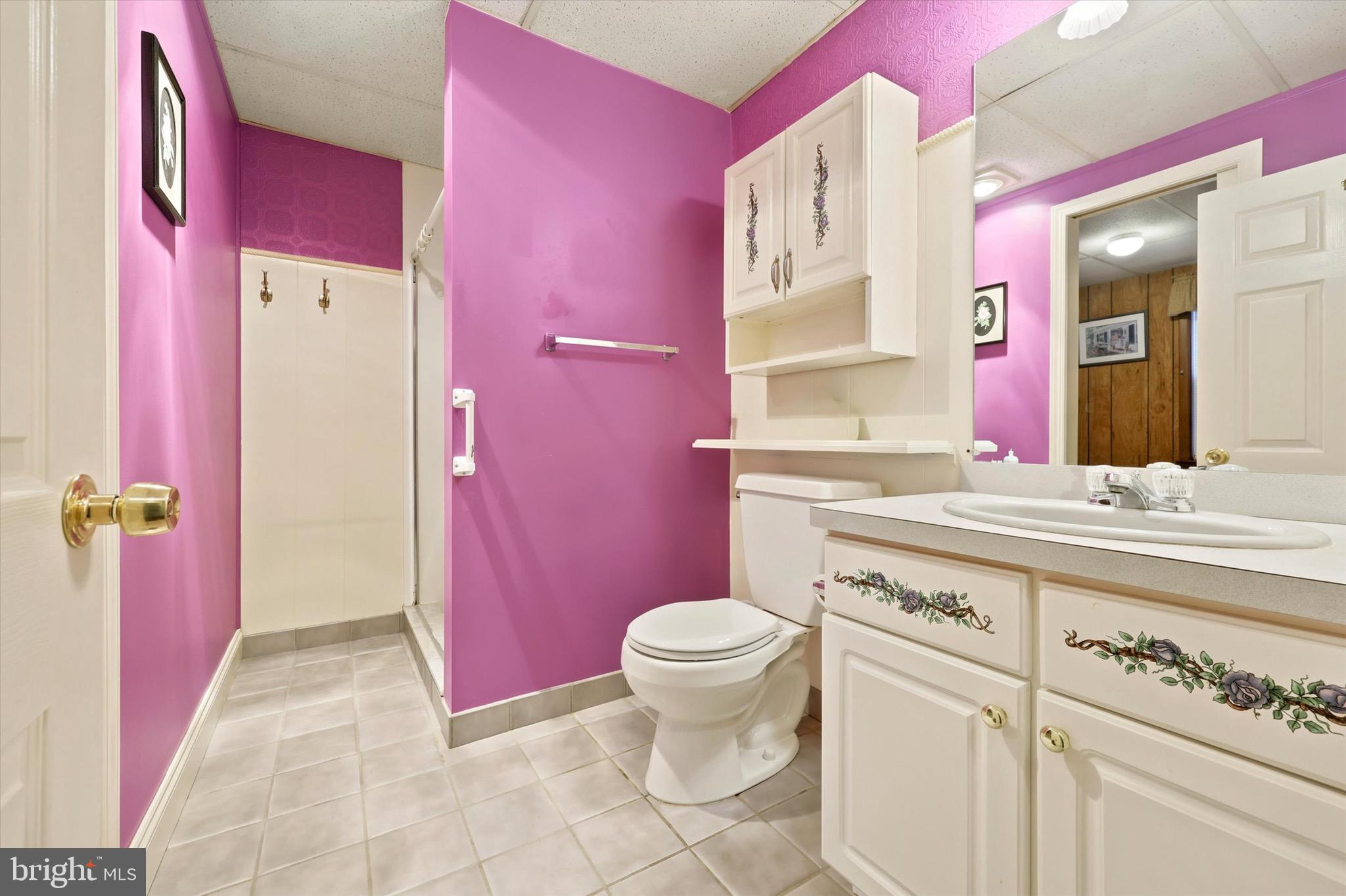 103 Wellington Road Aston, PA 19014 - Photo 11 of 24 First floor, full bathroom
