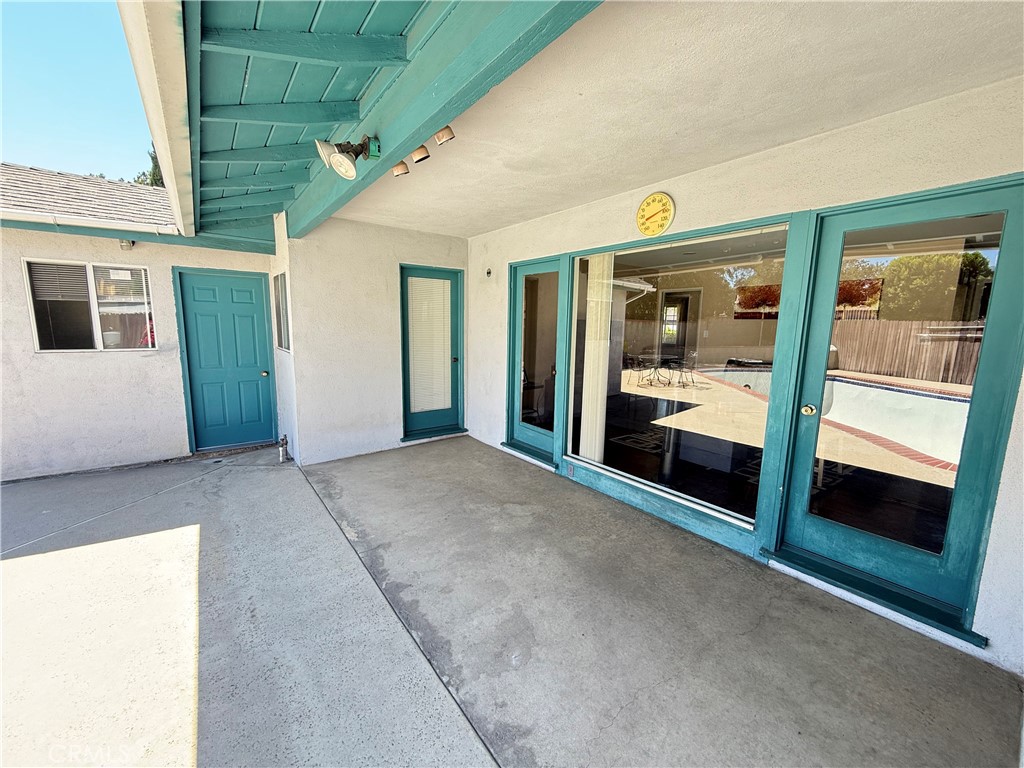 10430 McVine Avenue Sunland, CA 91040 - Photo 21 of 52 a view of a storage & utility room