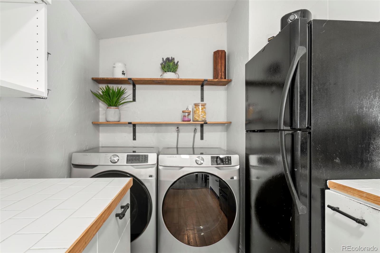 7930 Crestview Lane Denver, CO 80221 - Photo 11 of 24