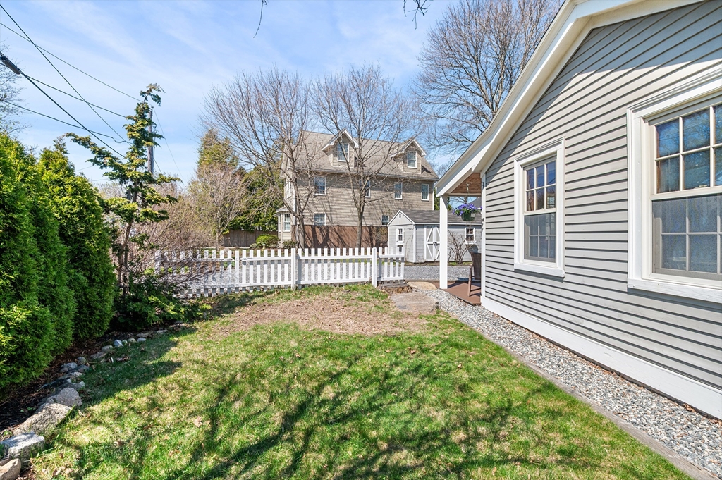82 Dodge Street, Unit 1 Beverly, MA 01915 - Photo 38 of 42