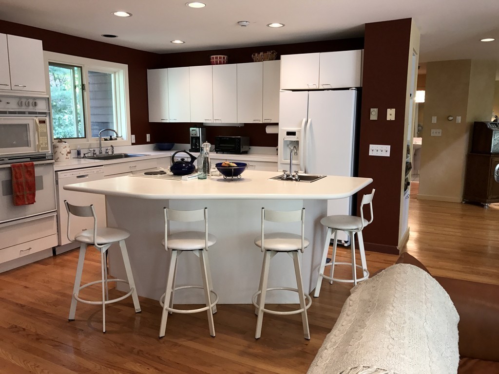 217 Shutesbury Road Amherst, MA 01002 - Photo 11 of 30 Gallery Image 11