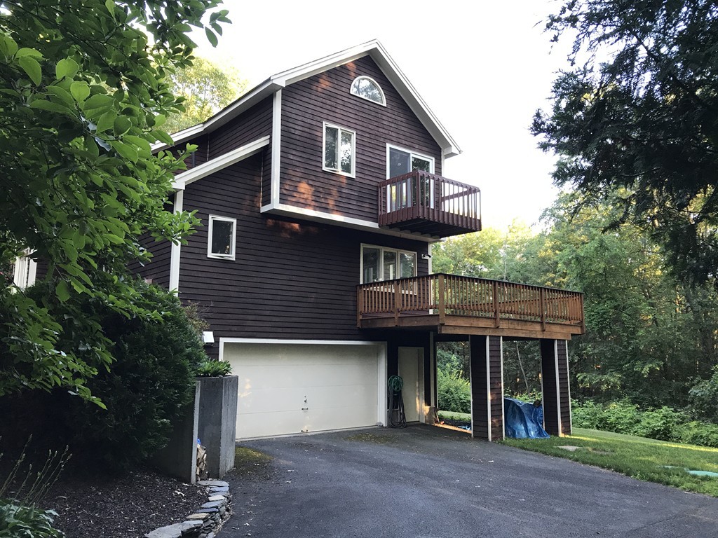 217 Shutesbury Road Amherst, MA 01002 - Photo 4 of 30 Gallery Image 4