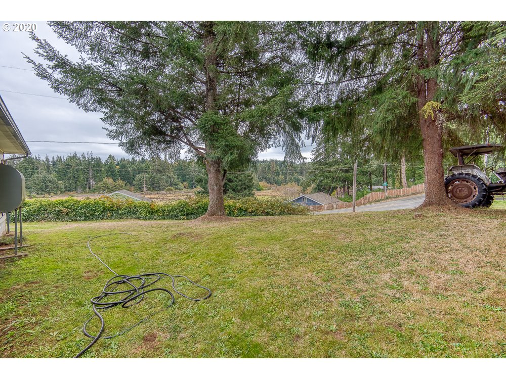 63156 Fruitdale Road Coos Bay, OR 97420 - Photo 4 of 28 Gallery Image 4
