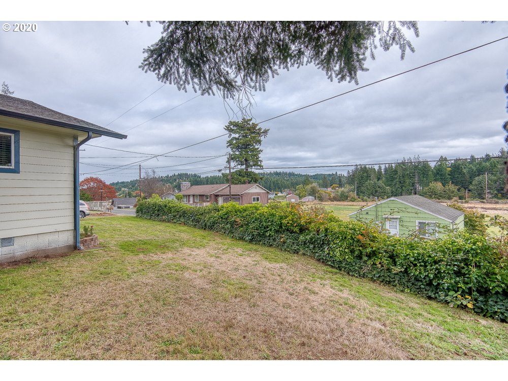 63156 Fruitdale Road Coos Bay, OR 97420 - Photo 5 of 28 Gallery Image 5