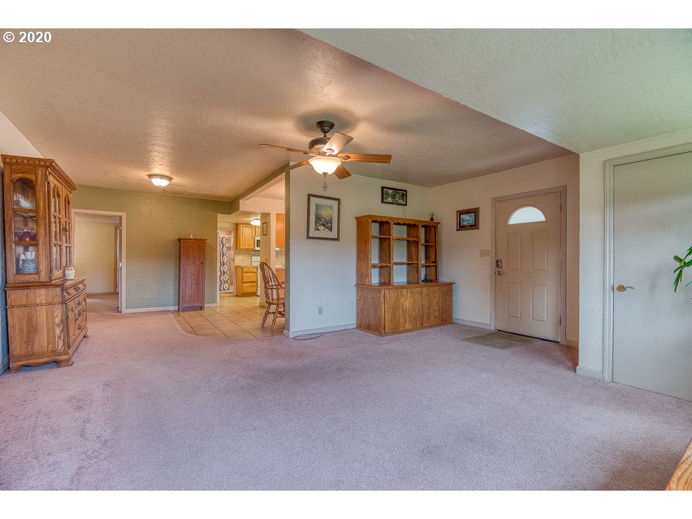 63156 Fruitdale Road Coos Bay, OR 97420 - Photo 7 of 28 Gallery Image 7