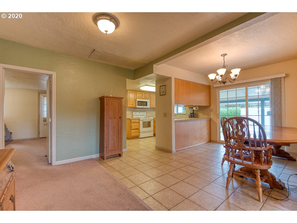 63156 Fruitdale Road Coos Bay, OR 97420 - Photo 9 of 28 Gallery Image 9