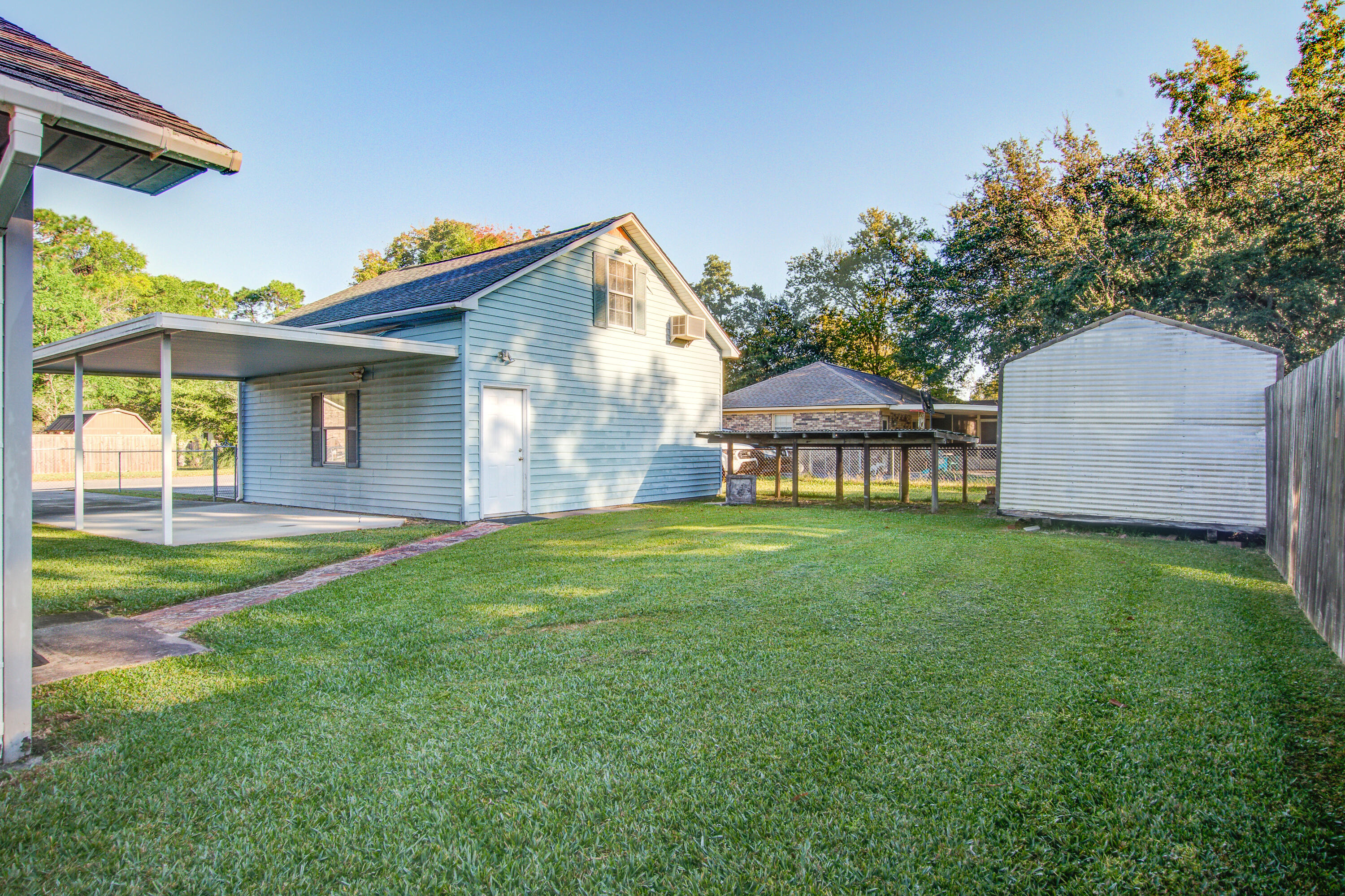 501 Beauregard Road Summerville, SC 29486 - Photo 27 of 33 501 (27)
