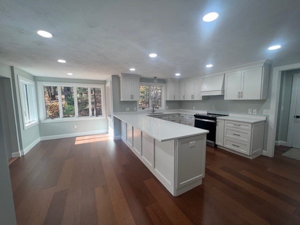 11 Notch Brook Road Shrewsbury, MA 01545 - Photo 1 of 21 Gallery Image 1