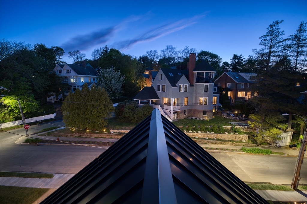 17 Algonquin Road, Unit B Newton, MA 02467 - Photo 19 of 19