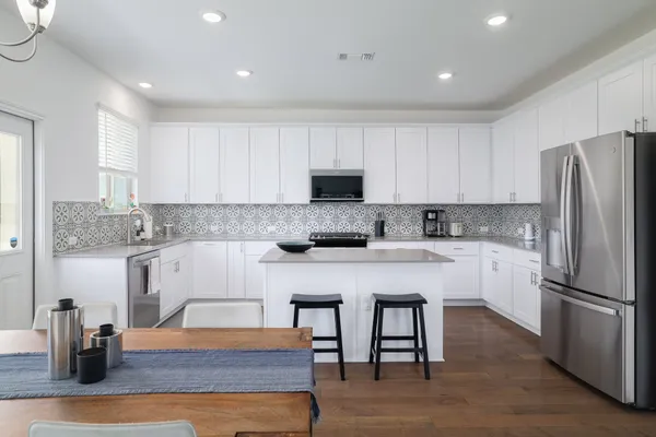 $599,900 | 6829 Ellsworth Walk, Austin, TX 78724