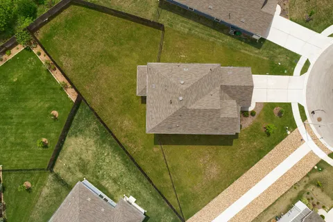 $599,900 | 6829 Ellsworth Walk, Austin, TX 78724