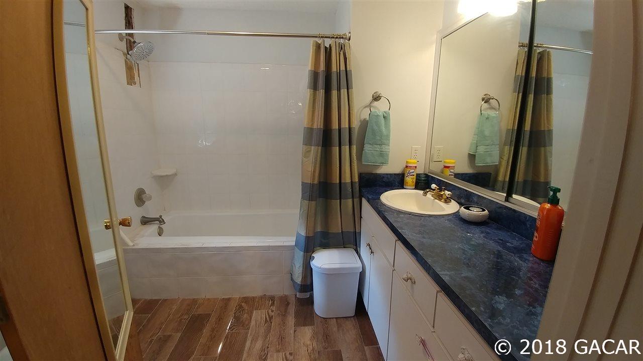 10331 Northwest 200th Street Road Micanopy, FL 32667 - Photo 17 of 29 Gallery Image 17