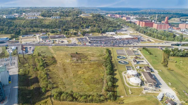 $1,500,000 | 436 West Eads Parkway, Lawrenceburg, IN 47025